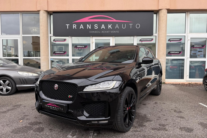 JAGUAR F-PACE