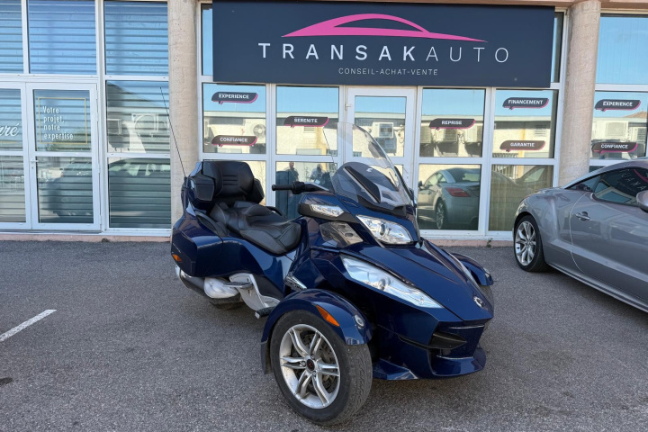 CAN-AM SPYDER