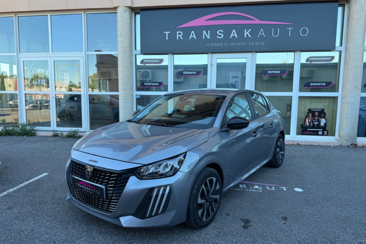 PEUGEOT 208