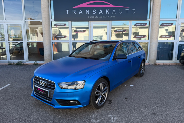 AUDI A4 AVANT